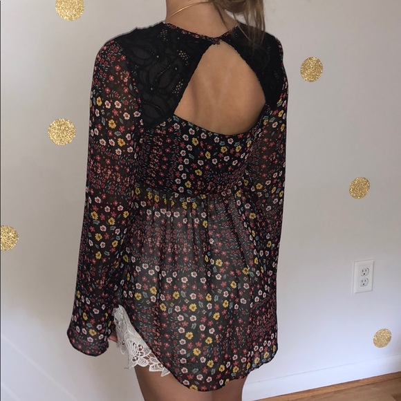 Black Blouse with flowers - Picture 2 of 3